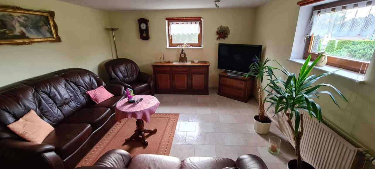 Ferienwohnung Fleischer Langenwetzendorf Ngoại thất bức ảnh